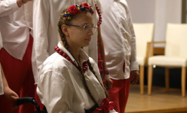 Sabina z bliska